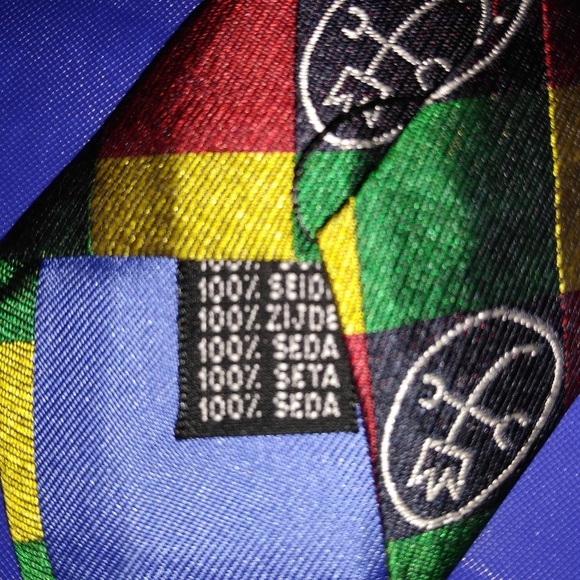 Silk Tie - Picture 5 of 8